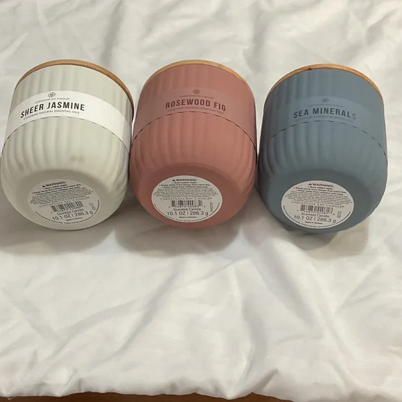 Chesapeake Bay Sea Minerals, Sheer Jasmine, and Rosewood Fig Candle Set - Picture 8 of 8